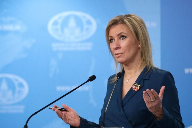Zaxarova: Gümrüdəki vəziyyəti diqqətlə izləyirik